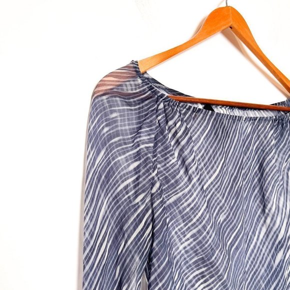 Tahari Sheer 100% Silk Y2K Long Sleeve Blue Blouse Top - Picture 5 of 8